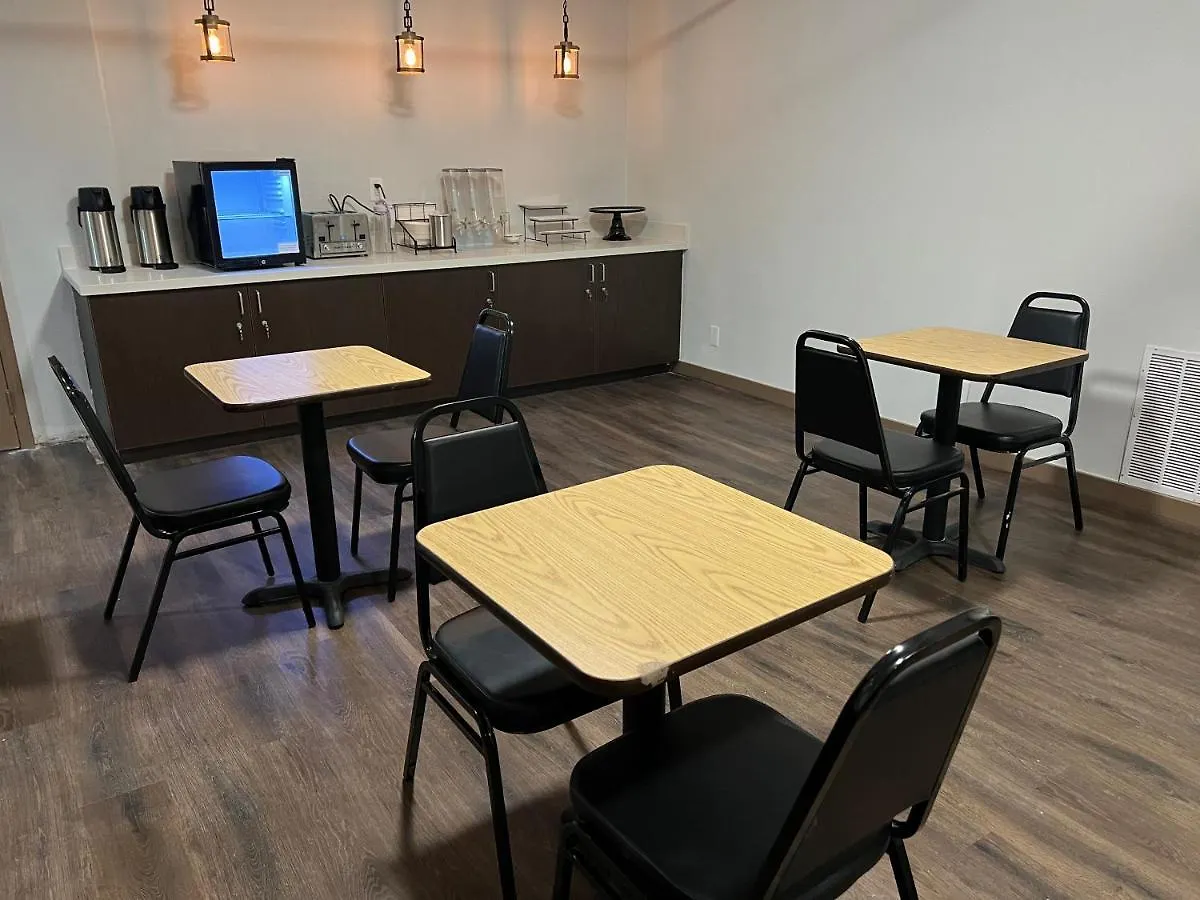 Surestay Plus Hotel By Best Western ממות' לייקס