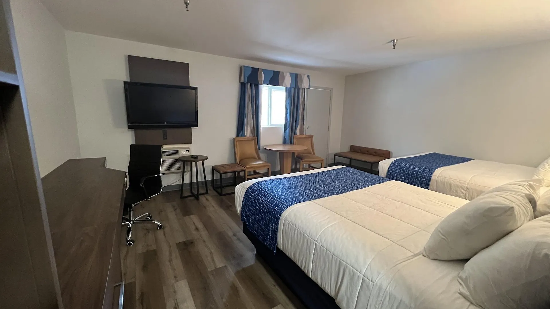 Surestay Plus Hotel By Best Western Mammoth Lakes 3*,